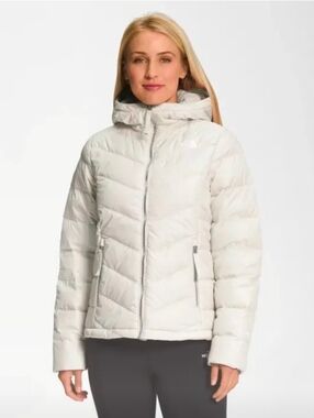 Women's Lightweight Hooded Puffer Jacket - White